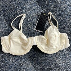 NWT One One Swim Stacy Bikini Top